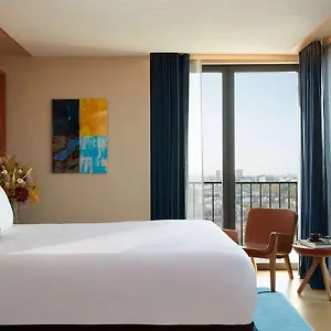 So/ Hotell